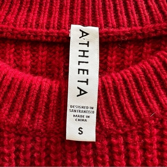 Athleta Cascades Cocoon Crew Neck Sweater Wool Blend Red Size S NWT - Picture 9 of 13